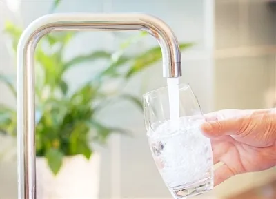 Système d'eau pétillante à la maison
